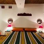 Vat\' Coke House