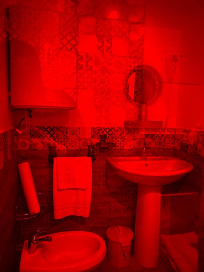 Vat' Coke House *